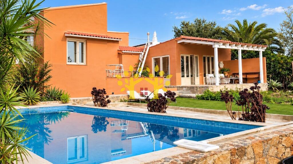 Main image of property: Algarve, Tavira (Santa Maria e Santiago)