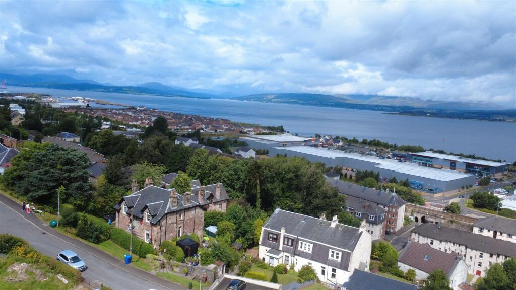 Apartment in Paisley - View 2