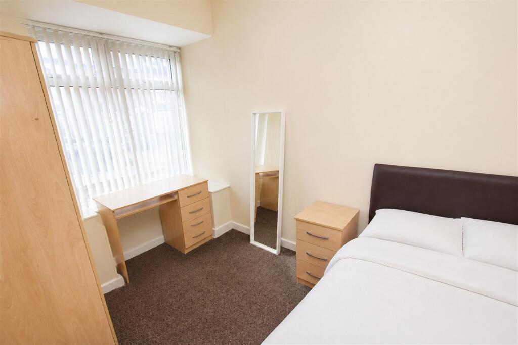 House in Birmingham - View 5