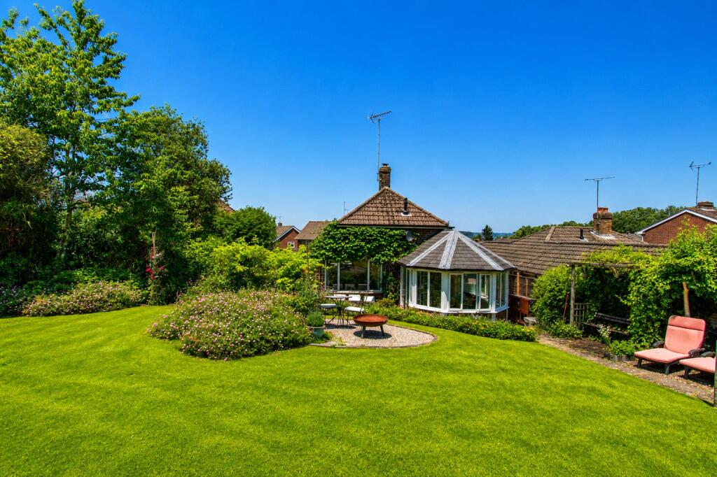 Main image of property: Abbey Close, Newbury, Berkshire, RG14