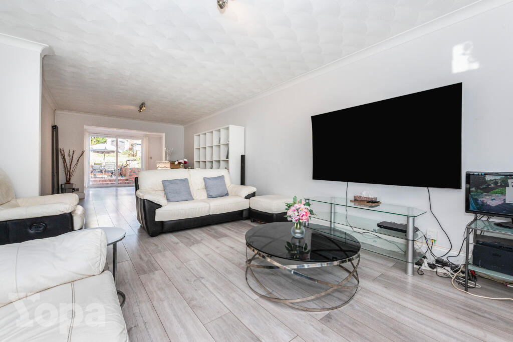 House in Dartford - View 5