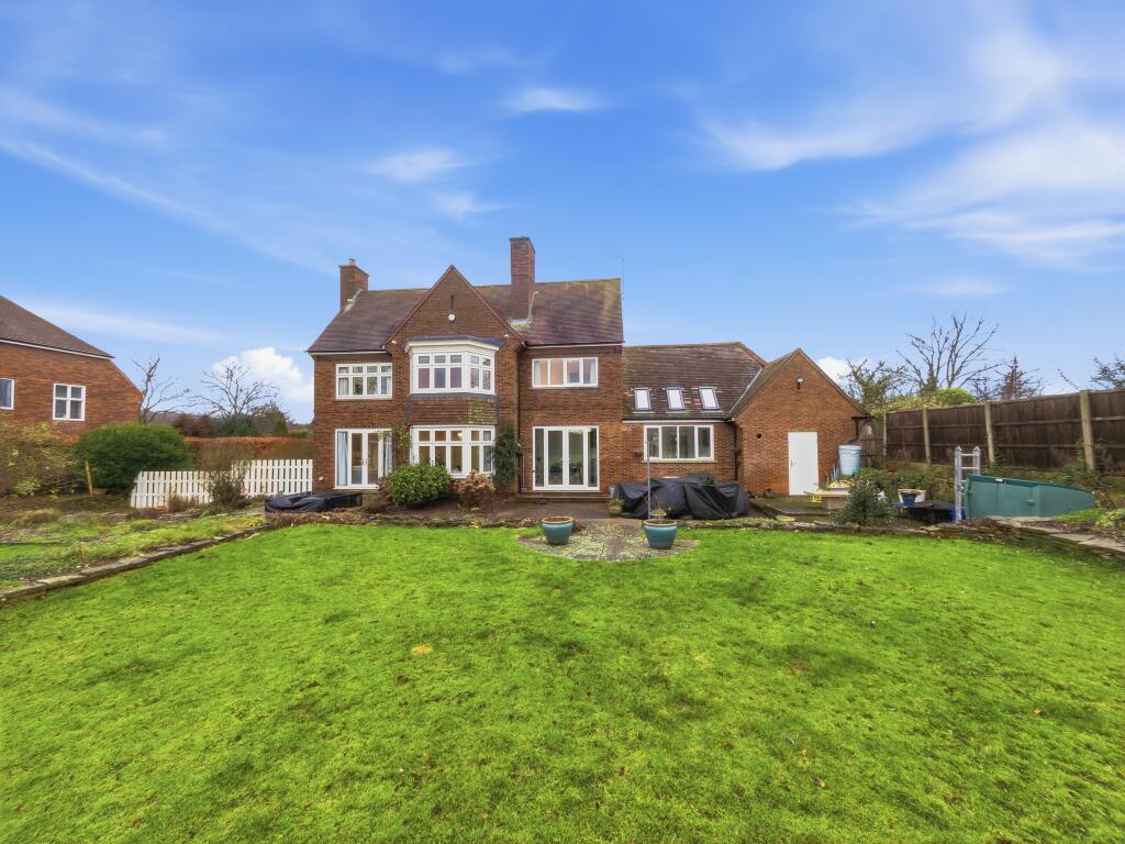 Main image of property: Sparken Hill, Worksop, S80