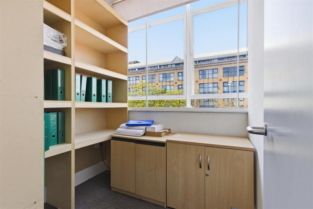 Office 3.jpg