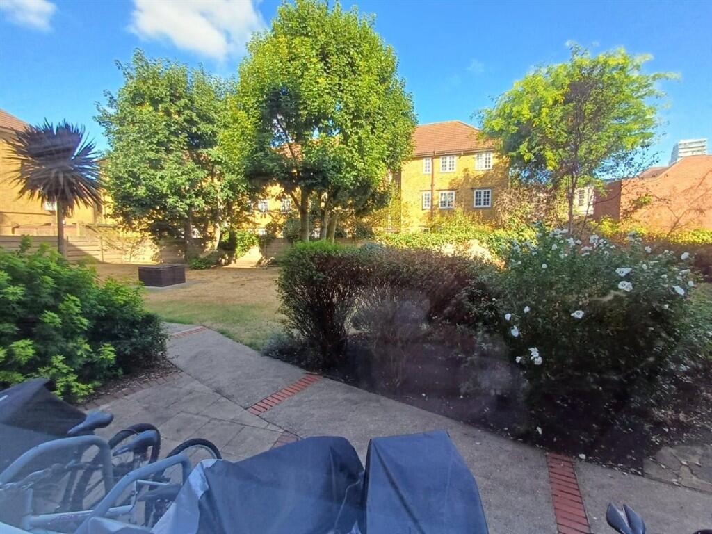 Apartment in London - View 2