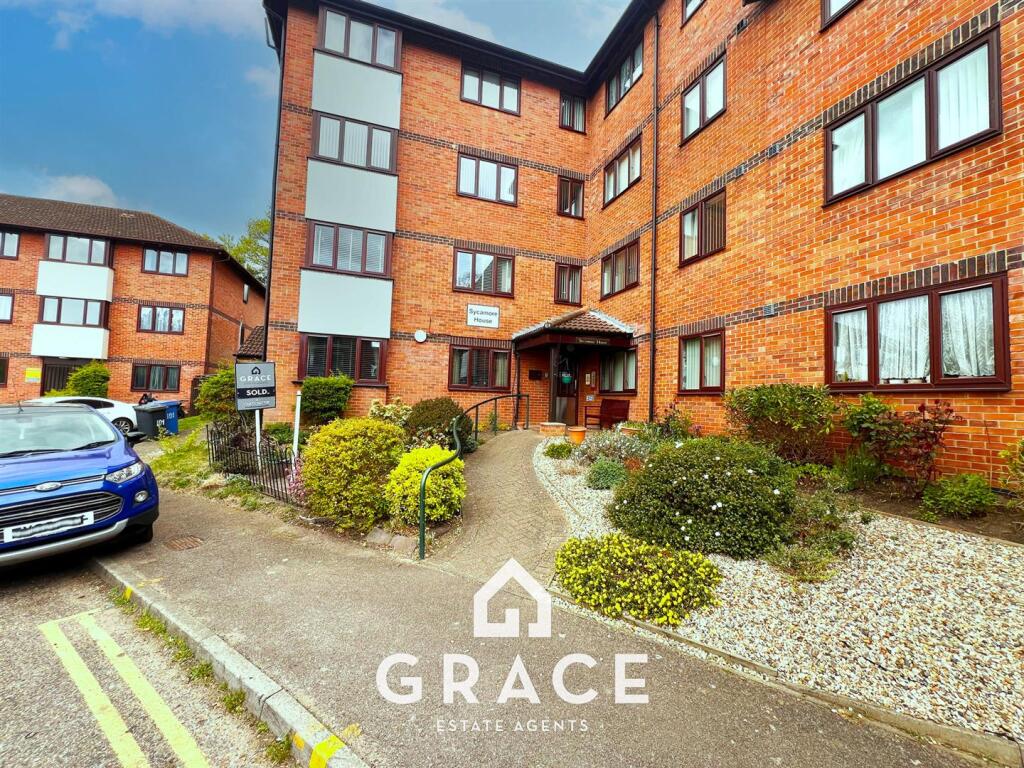 Main image of property: Oakstead Close, Ipswich