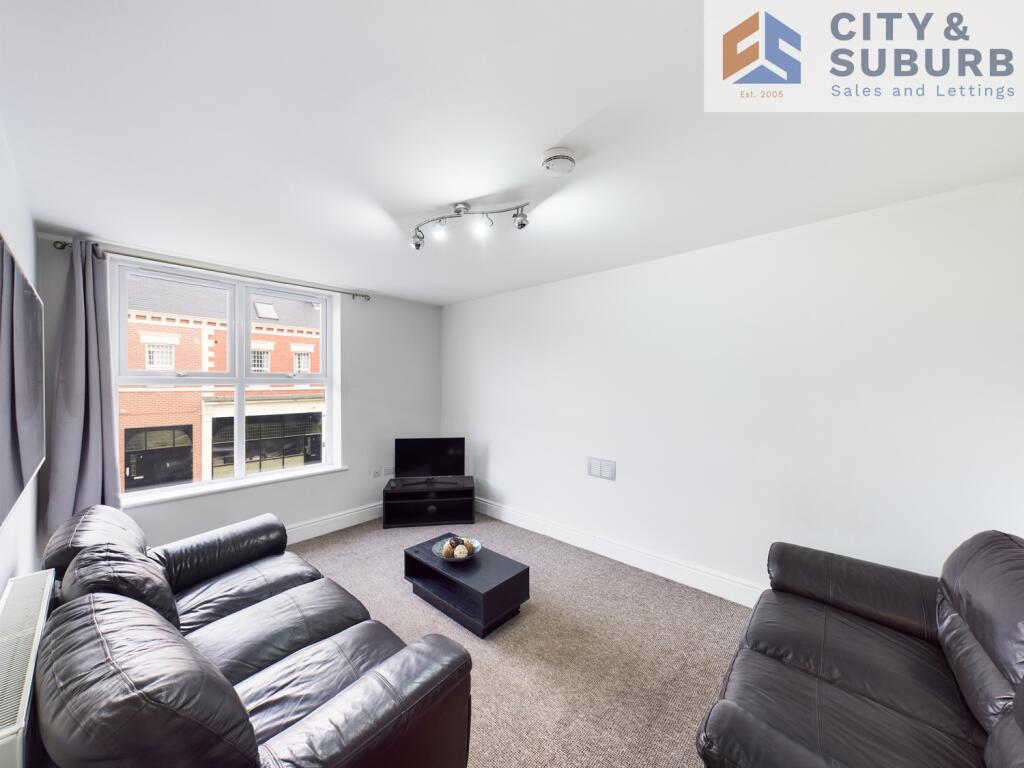 3 bedroom ground floor flat for rent