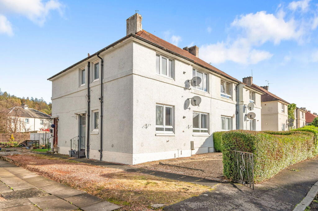 Main image of property: 38 Moir Street, Alloa, FK10 2NH