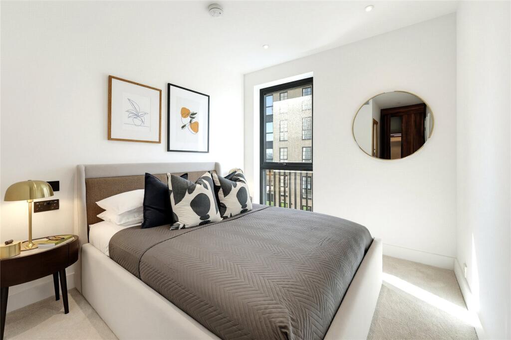Apartment in London, Vauxhall - View 3