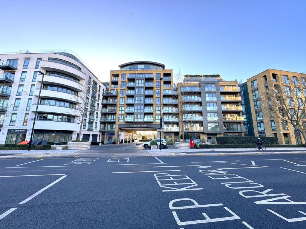Kew Bridge Unit 2 Brentford 5.jpg