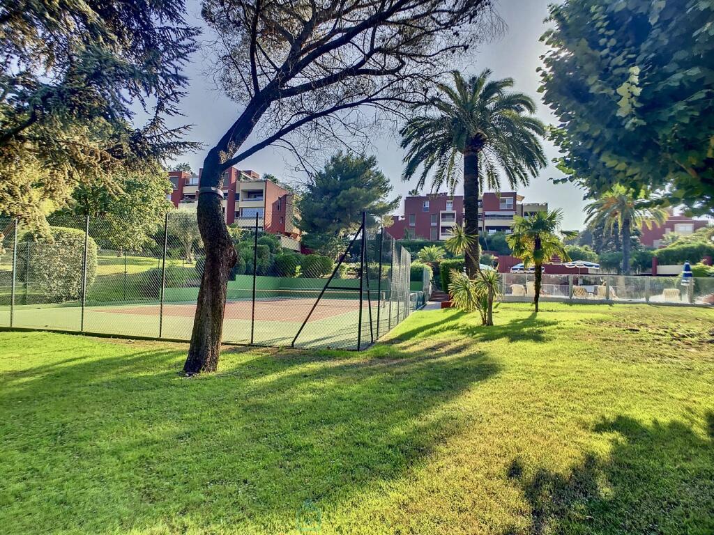 Main image of property: Provence-Alps-Cote d`Azur, Alpes-Maritimes, Villeneuve-Loubet