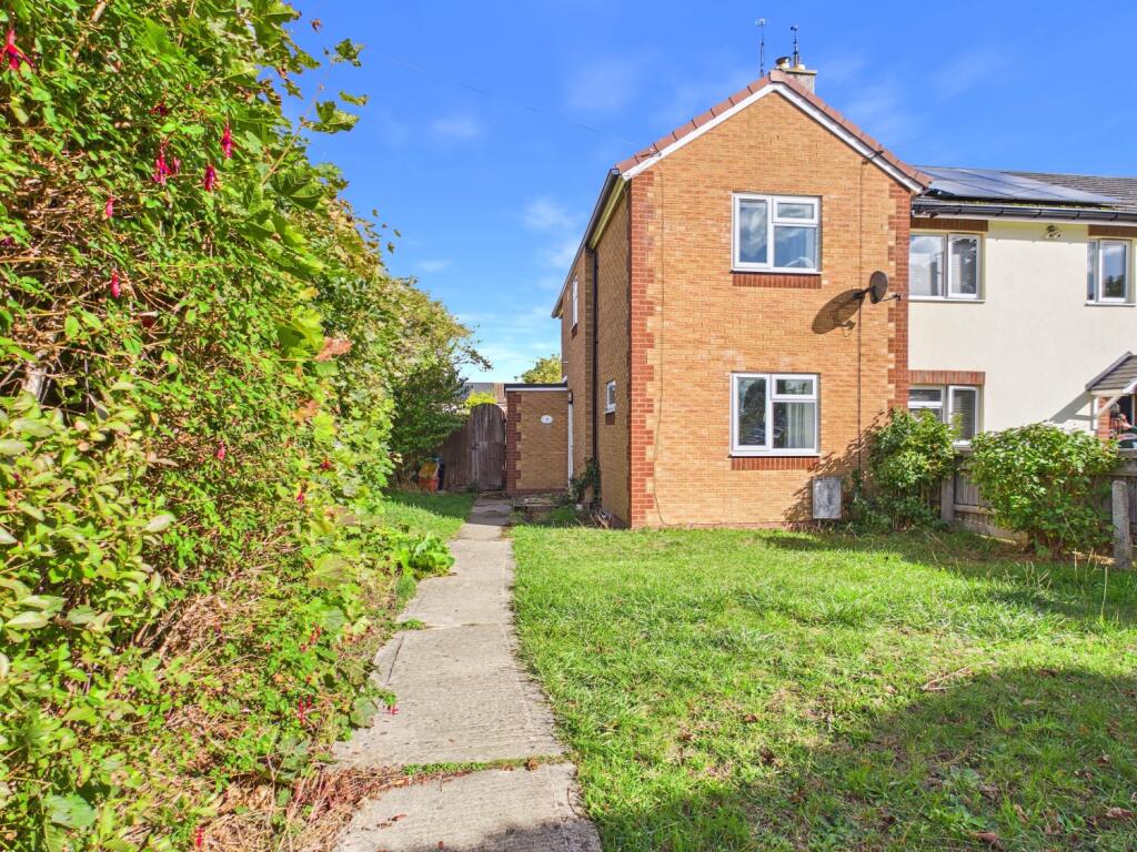 Main image of property: 8 Shakespeare Path, Swindon