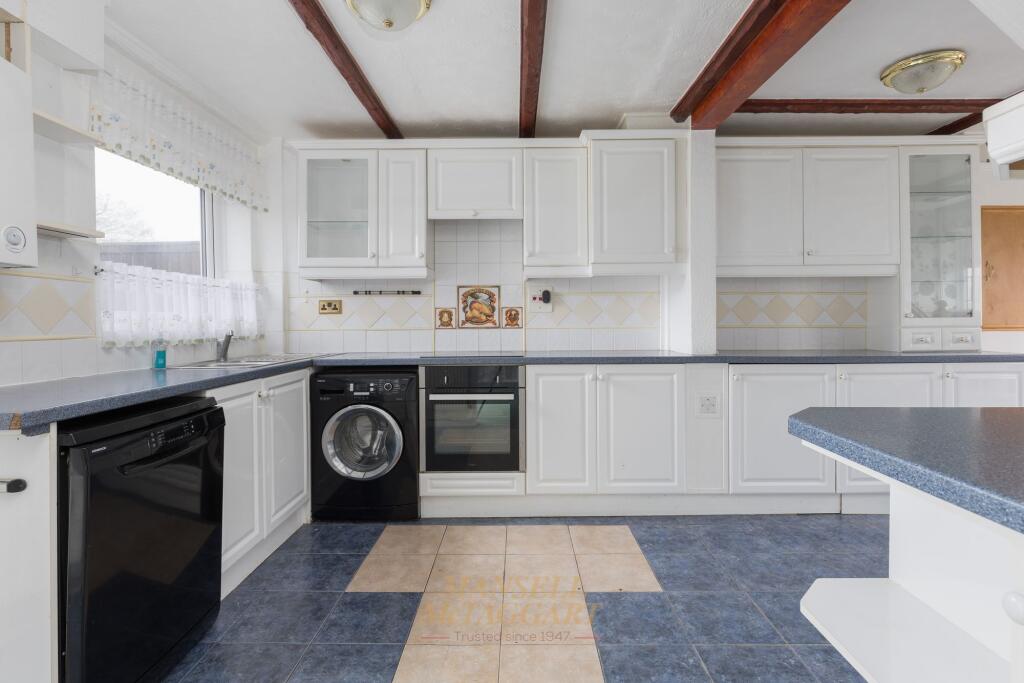 House in Crawley, Tilgate - View 6