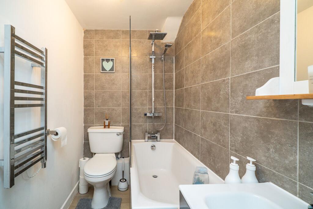 Additional image 11 of High Street, Markyate, AL3