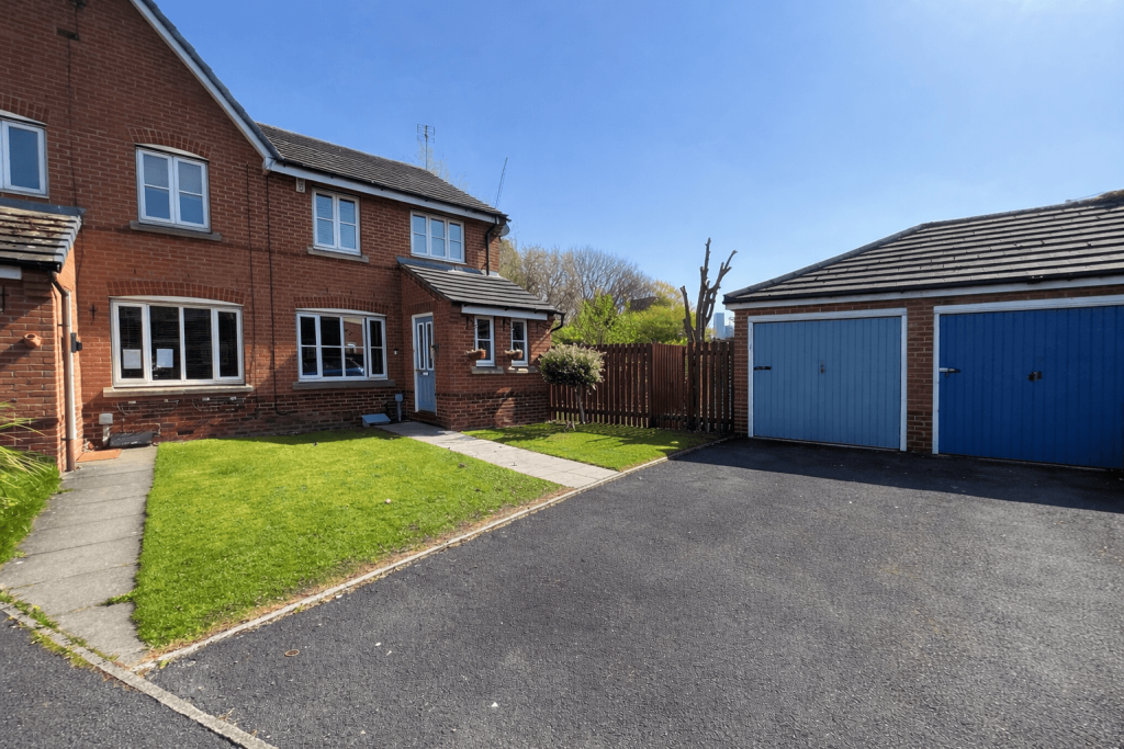 Main image of property: Wadlow Close, Salford, M3 6WD