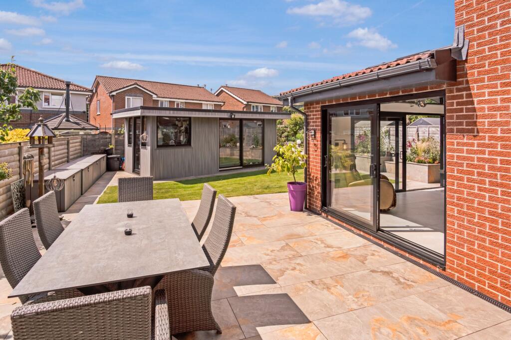 House in Bury, Brooksbottom - View 4