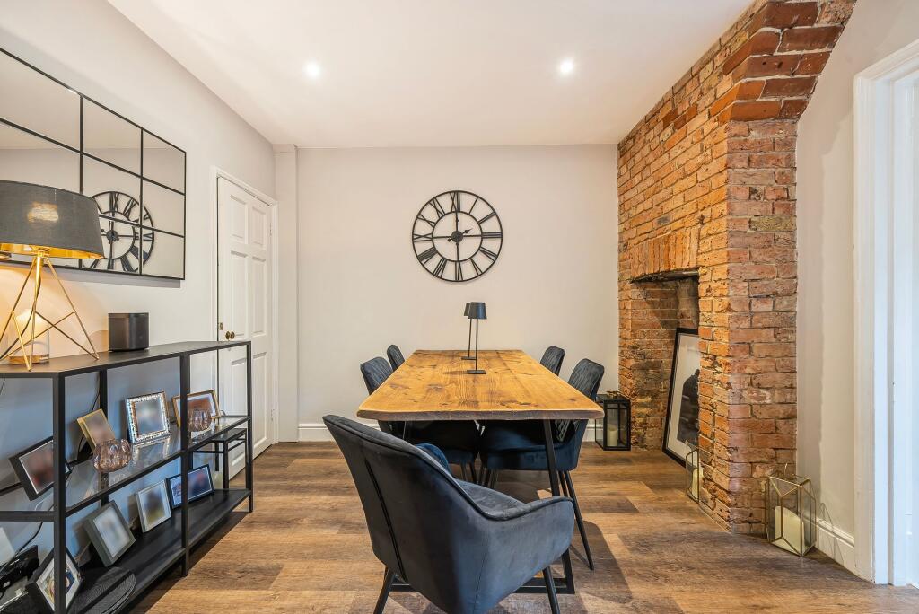 Hatfield Road, Ashtead, KT21 photo 2