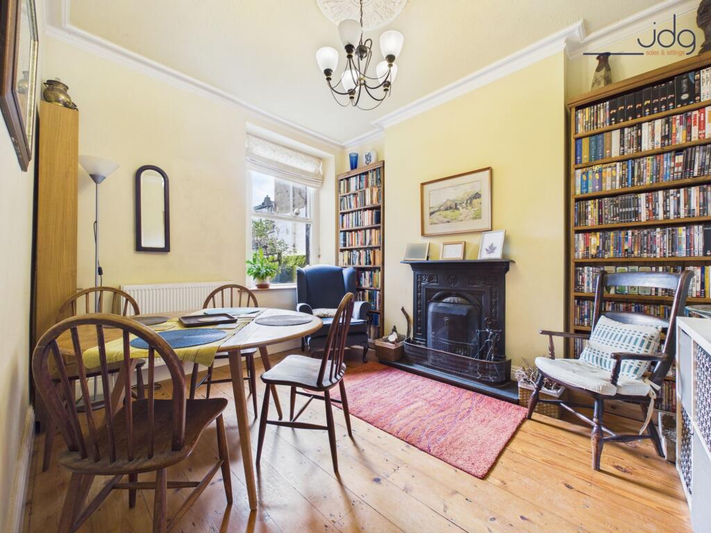 House in Lancaster, Castle and Priory Precinct, Greaves - More