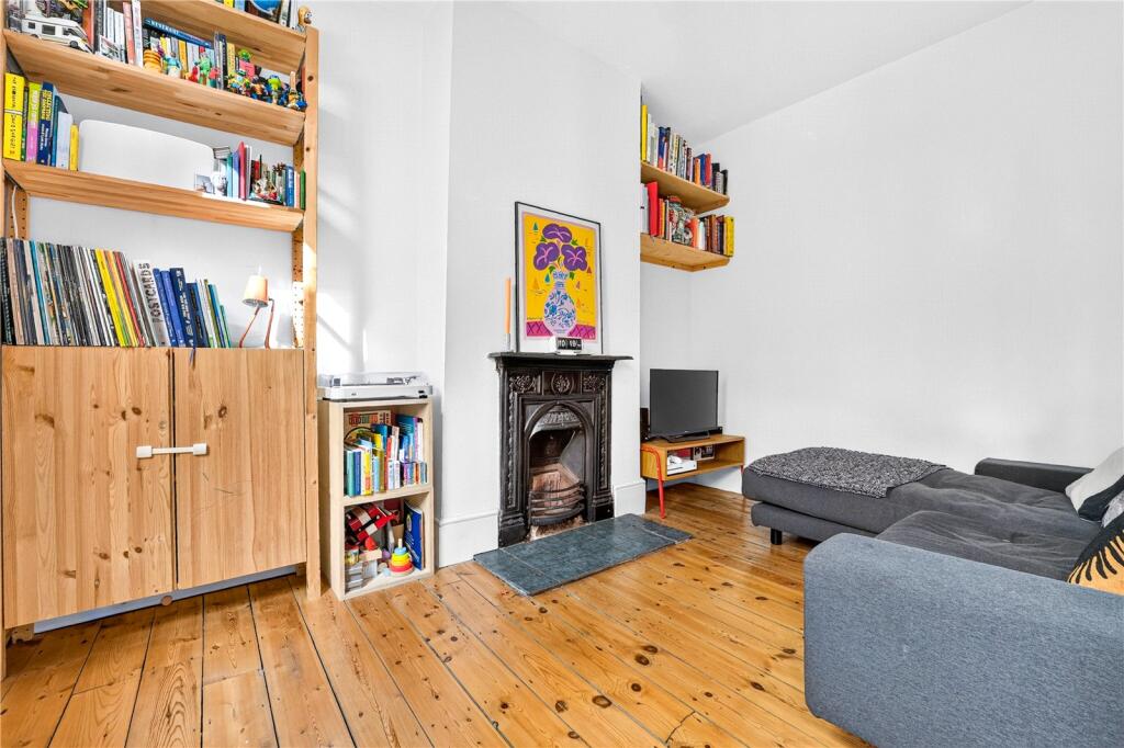 Apartment in London, Leyton - View 4
