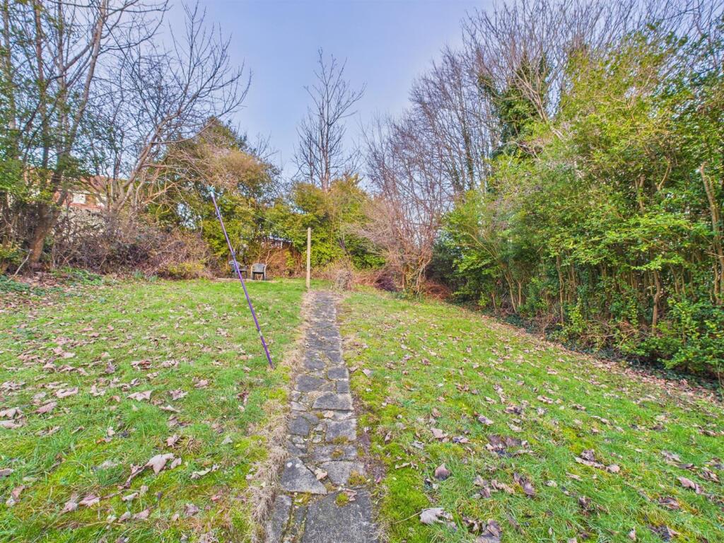 1 bedroom house for rent