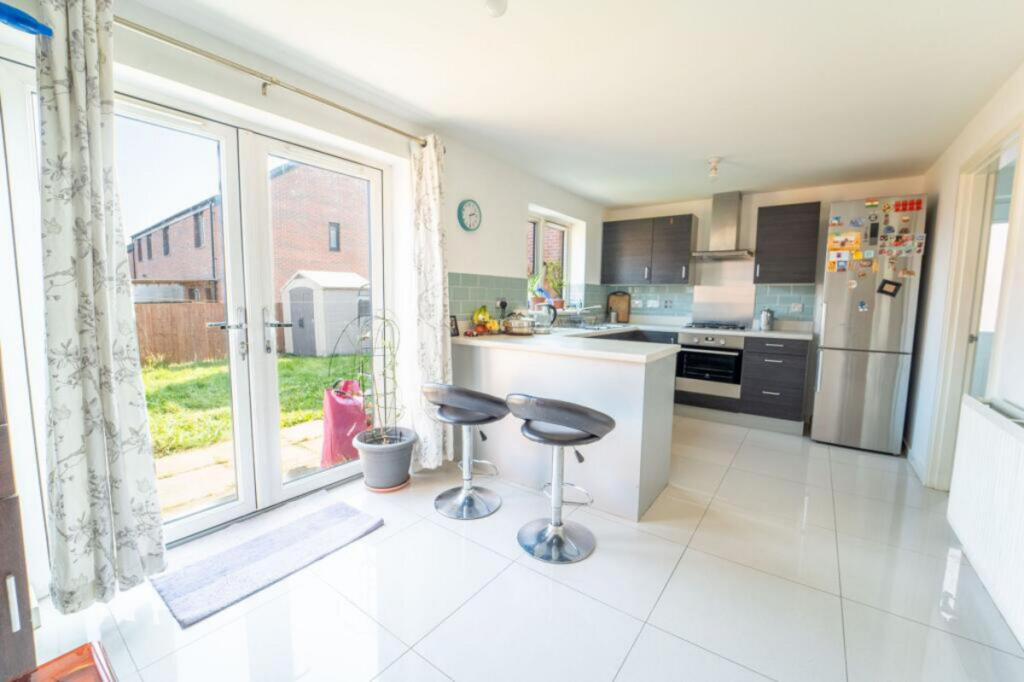 Church Road, St Ederyns Village, Cardiff, CF3 photo 4