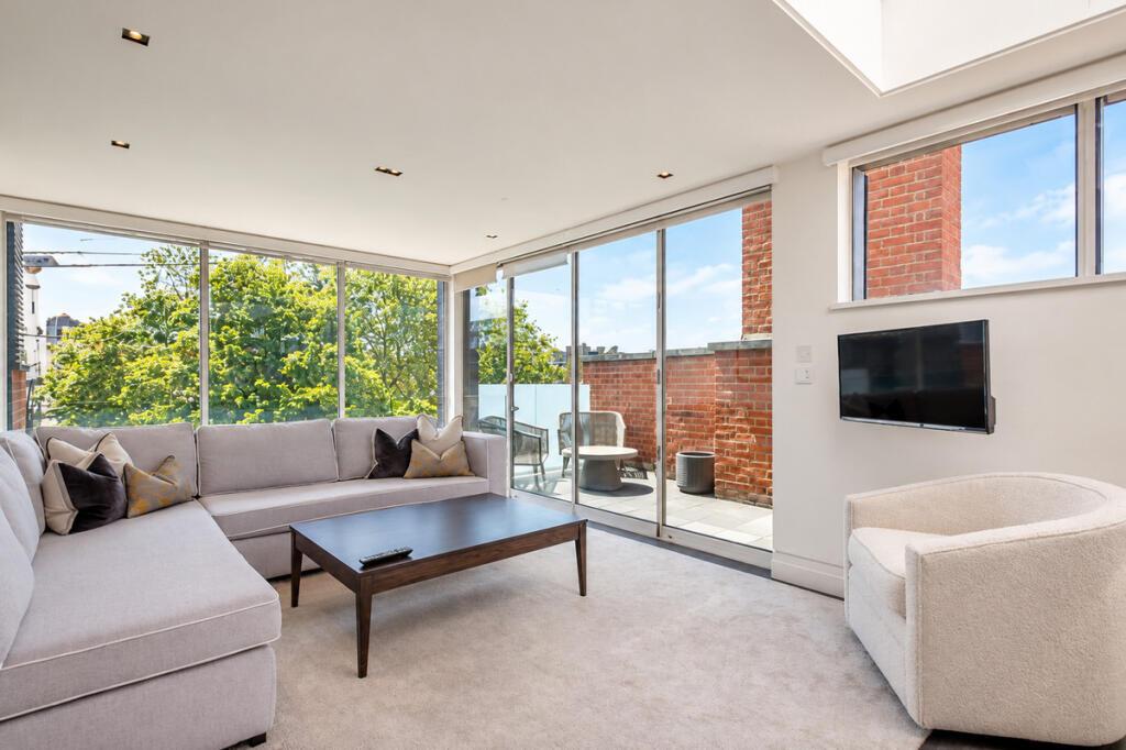 Apartment in London, East Marylebone, Mayfair - View 2