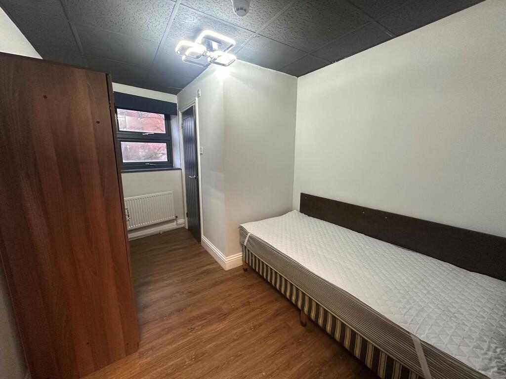 Main image of property: The Annex, 1 Gordon Street room 12