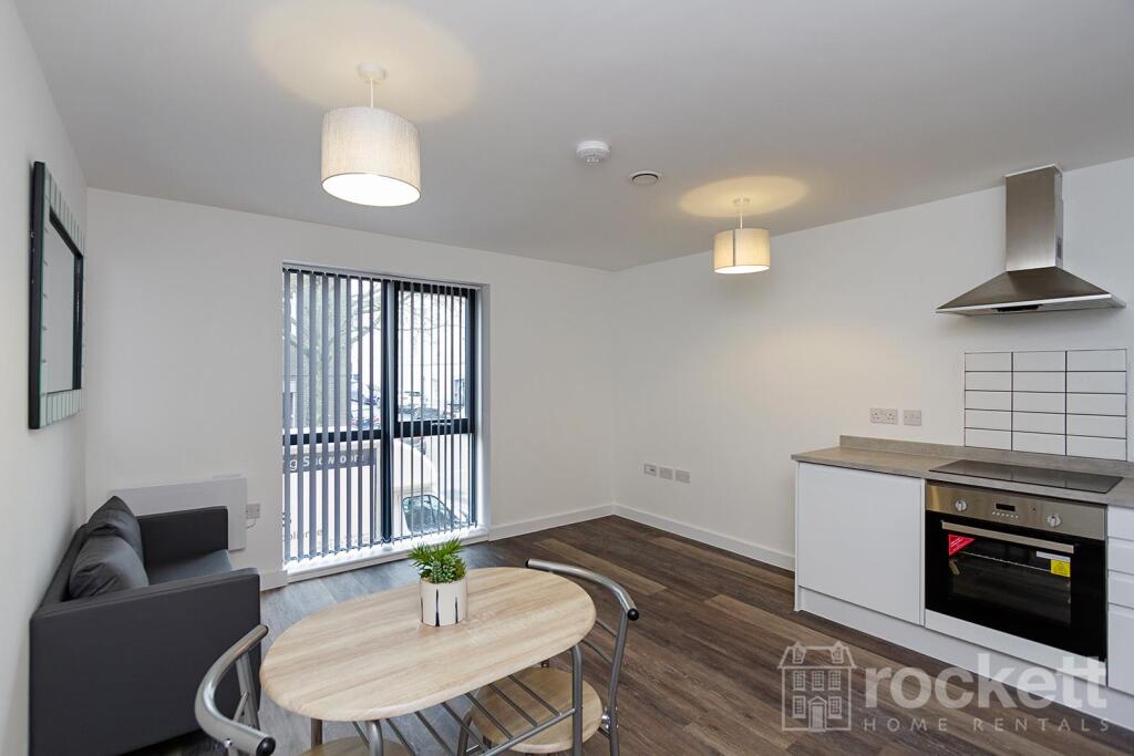 Apartment in Stoke-on-Trent - View 2