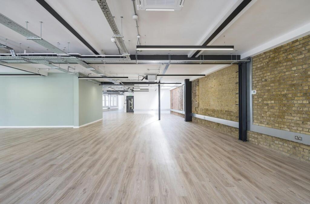 1st floor office space