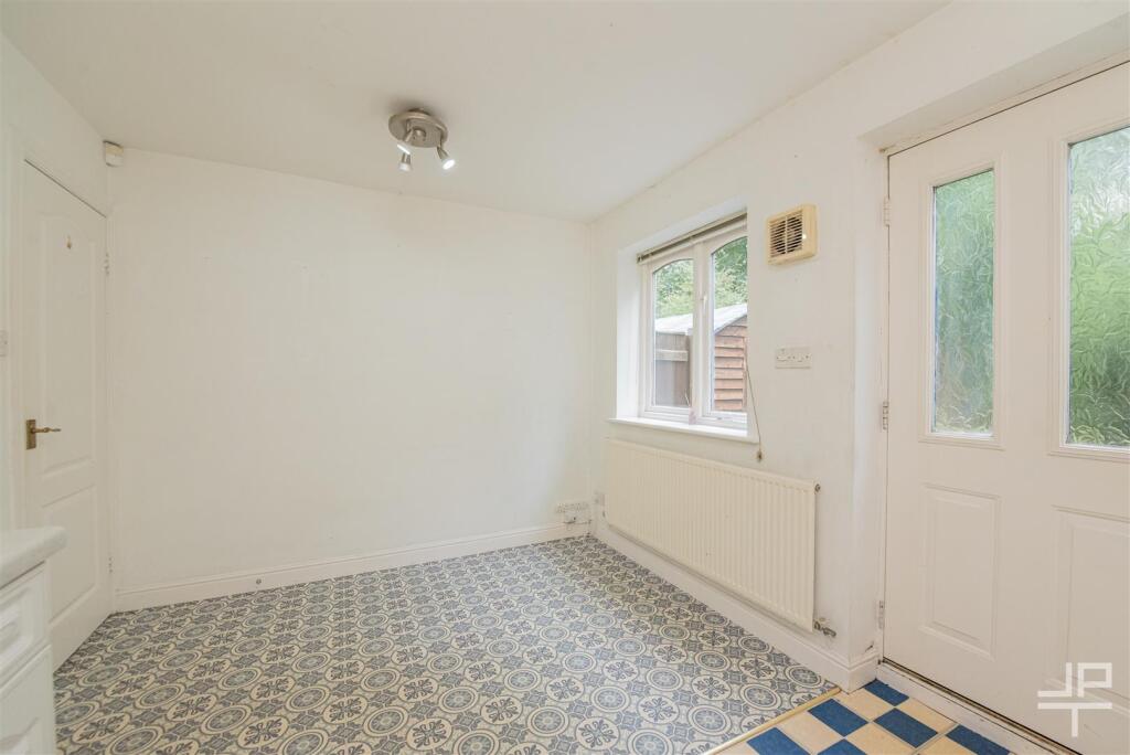 House in Wigan - View 4