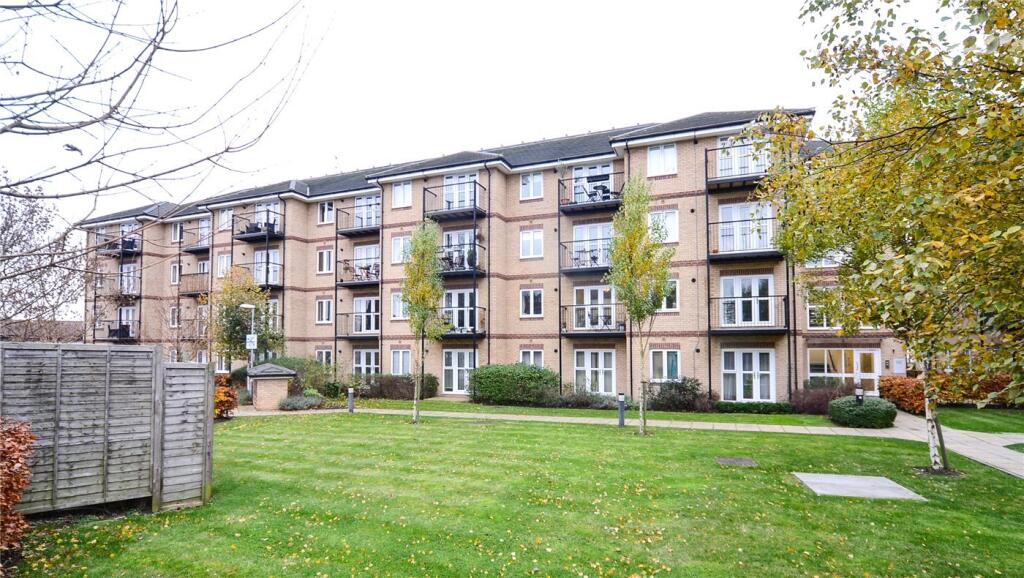 1-bed flat on Worcester Close, Anerley, London, SE20, £265,000