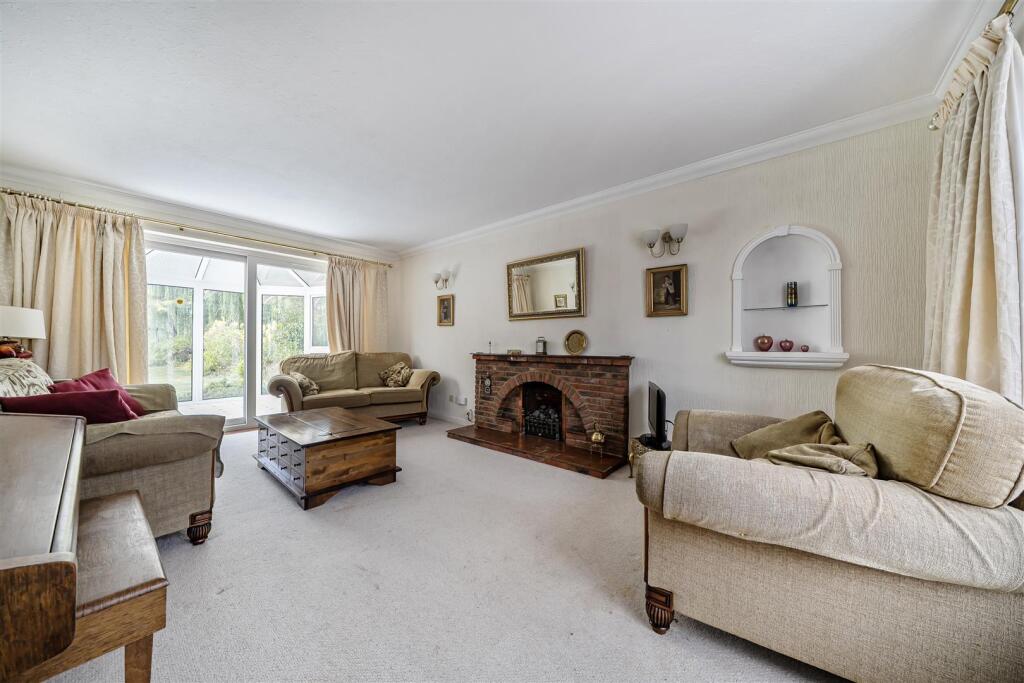 Hartshill, Bedford photo 4