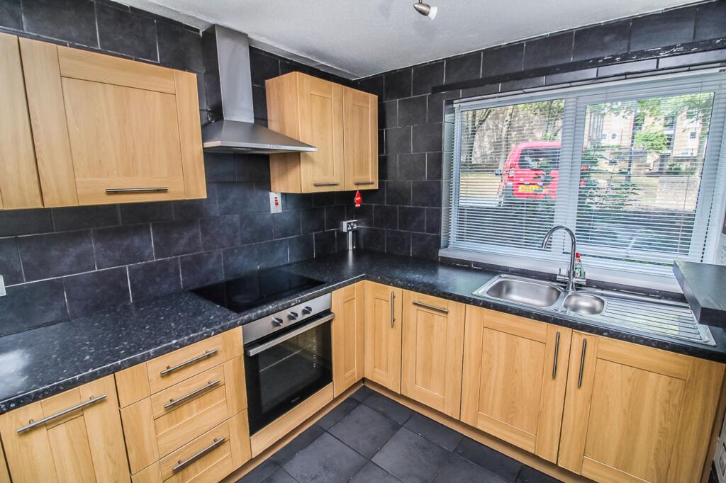 Apartment in Newcastle upon Tyne - View 3