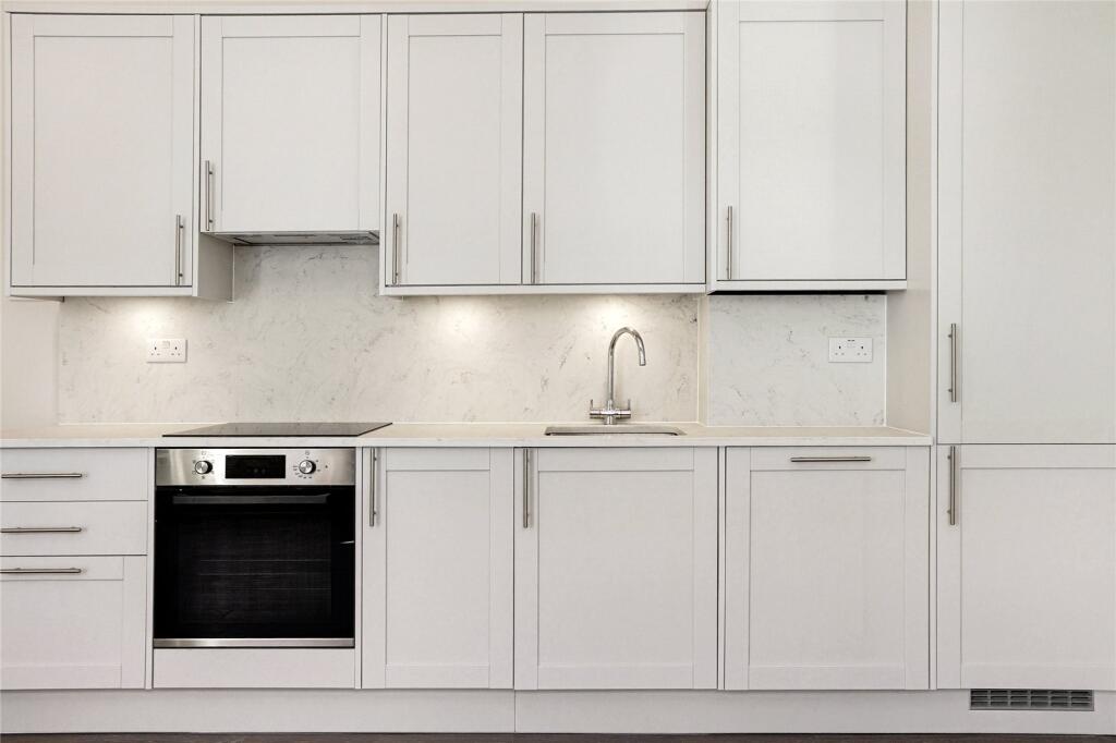 Apartment in London - View 3