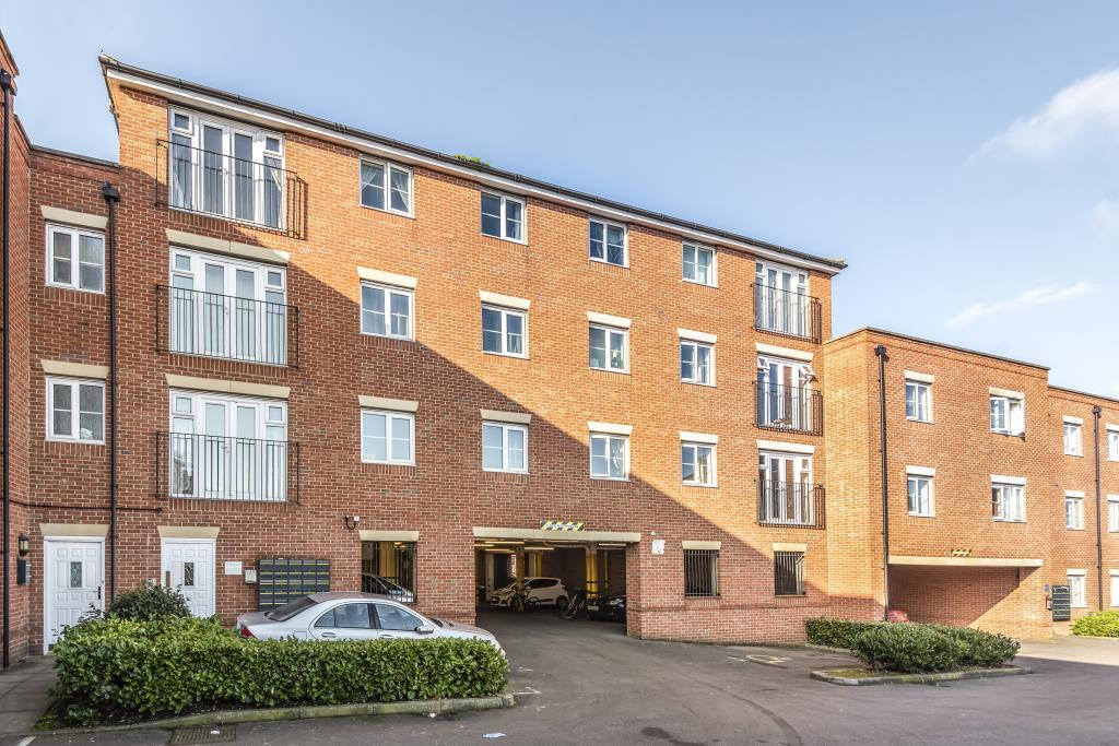 Main image of property: Ellington Court, Headington, OX3