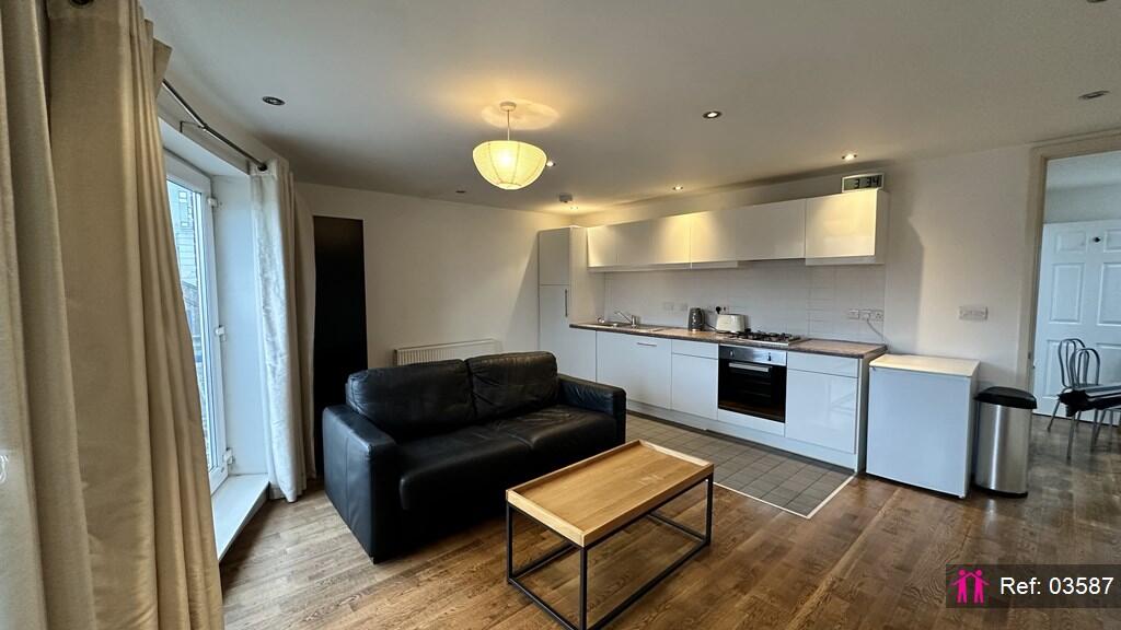 Apartment in London - View 2