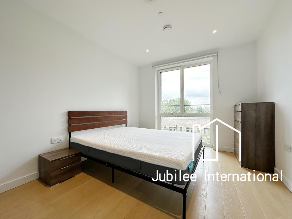 Apartment in London - View 3
