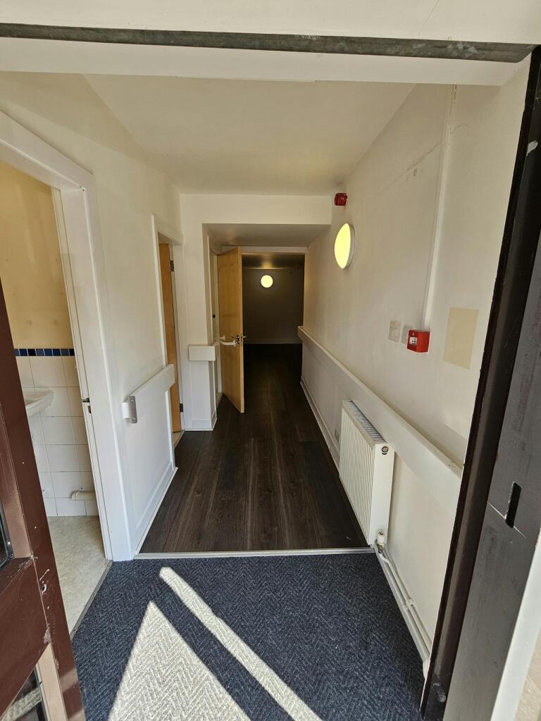 Additional image 4 of Unit 15-16,Aston Fields Industrial Estate, Aston Road, Bromsgrove, B60 3EX