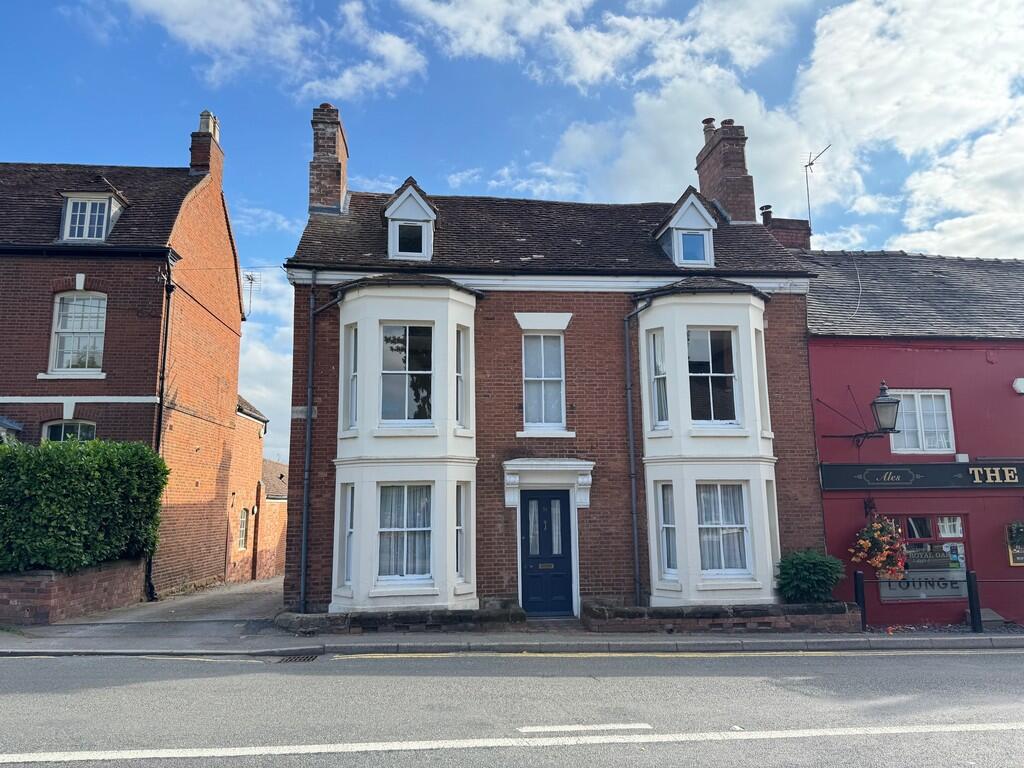 Main image of property: New Street, Kenilworth