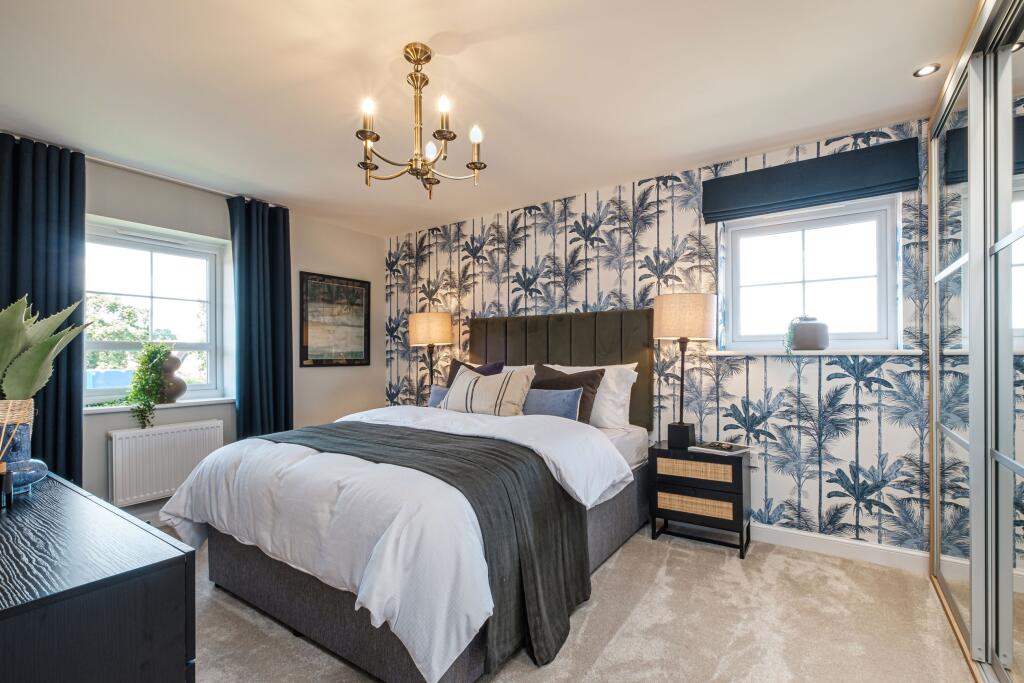 House in East Staffordshire, Uttoxeter - More