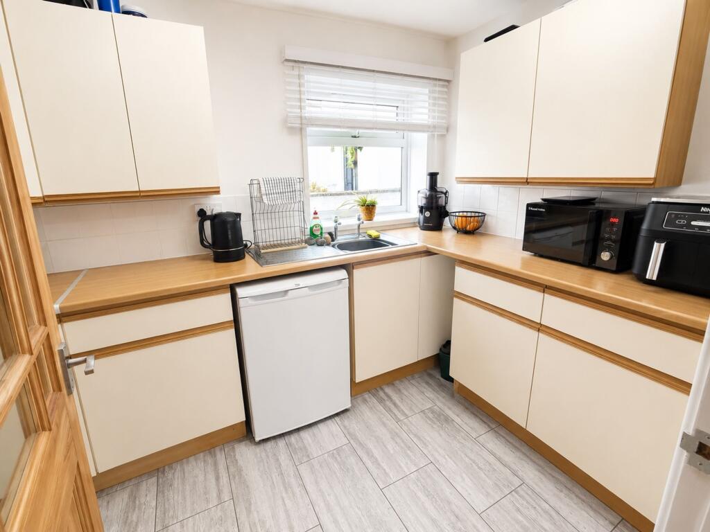 House in Crumlin, Caerphilly - View 2