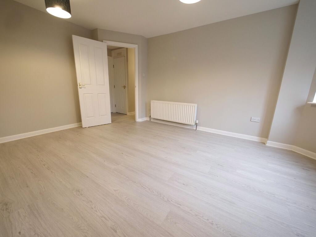 Apartment in Edinburgh - View 4