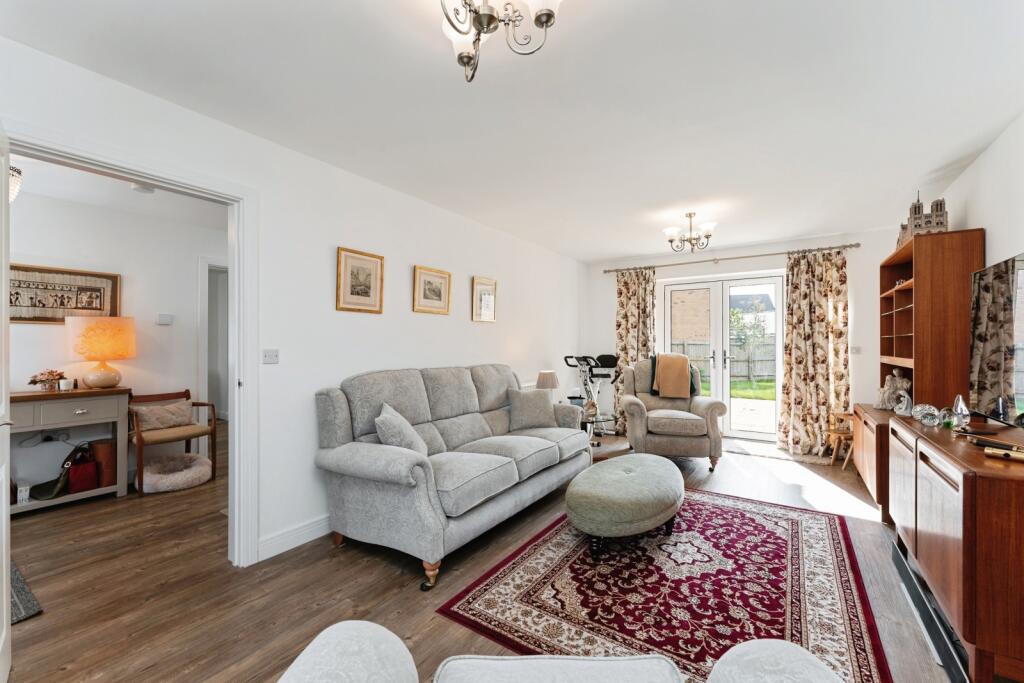 Shire Way, Witchford, Cambridgeshire, CB6 photo 3