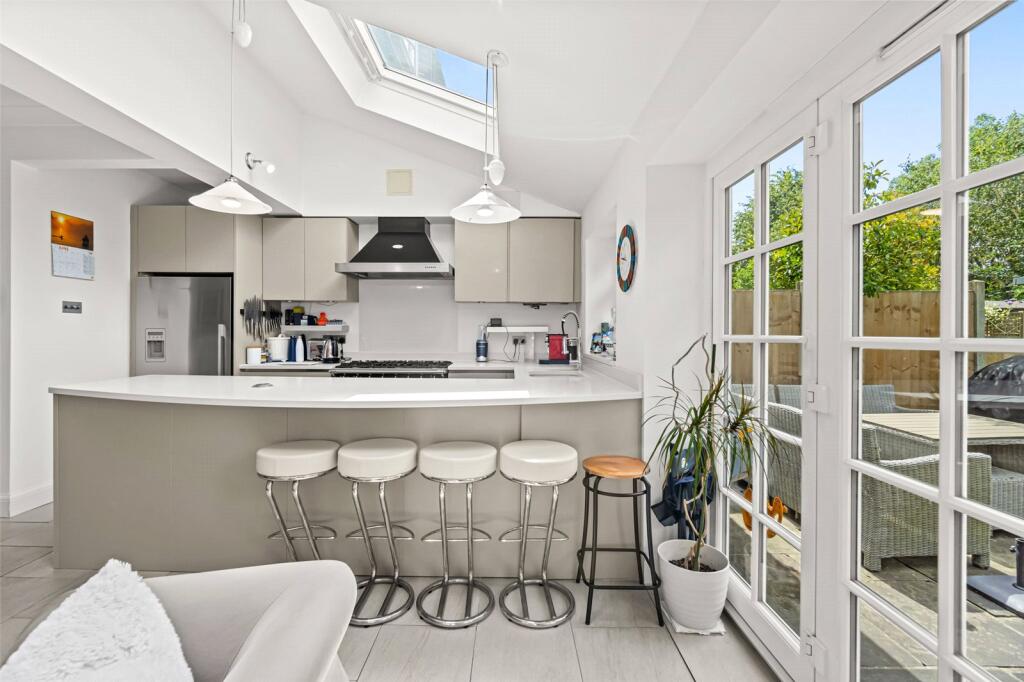 House in London - View 4
