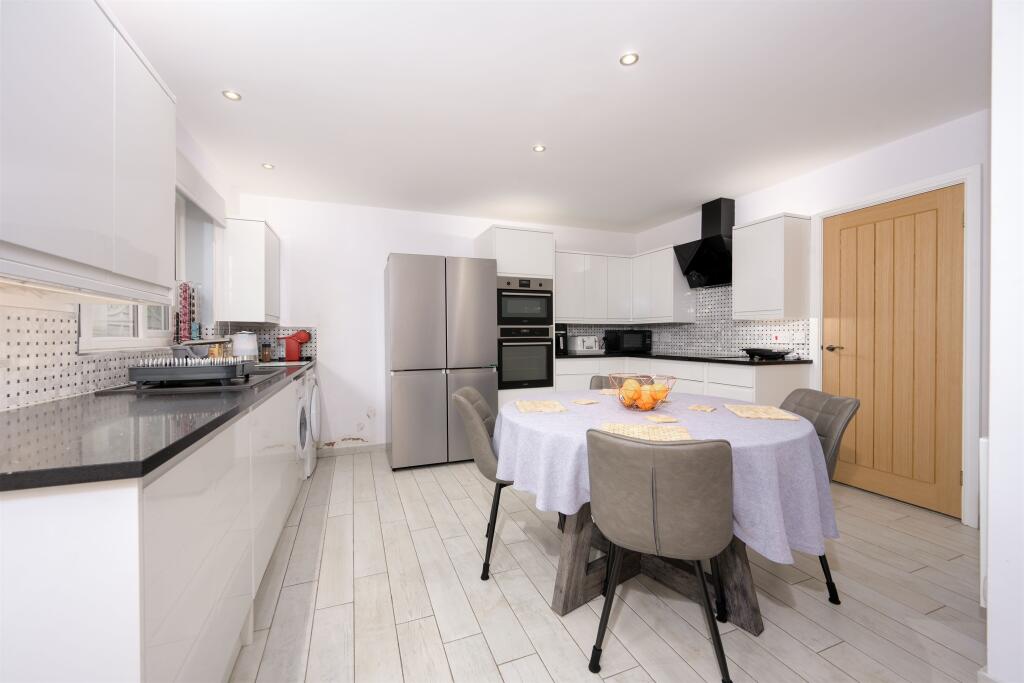 House in Northampton - View 4