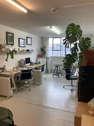 Studio 10 - 9.jpeg