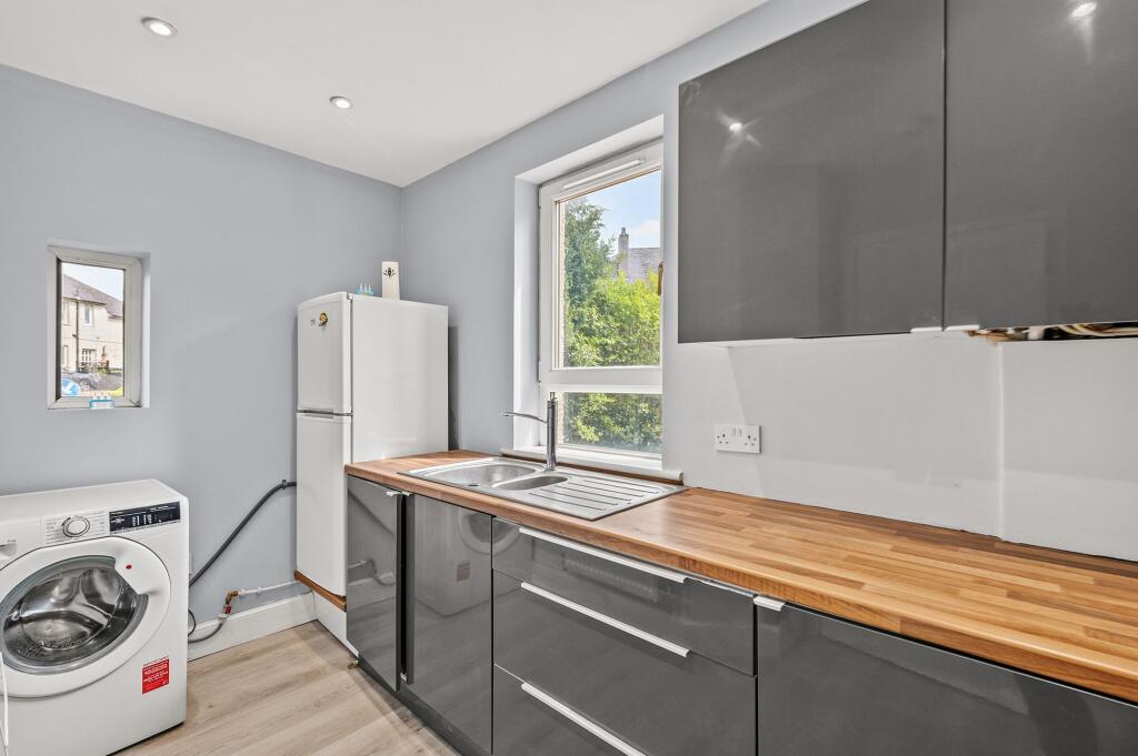 Apartment in Edinburgh - View 5