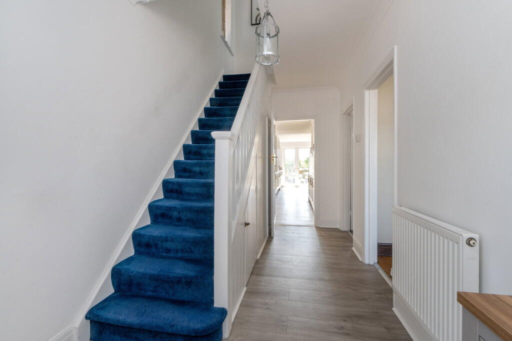 House in Yeovil, Somerset - View 3