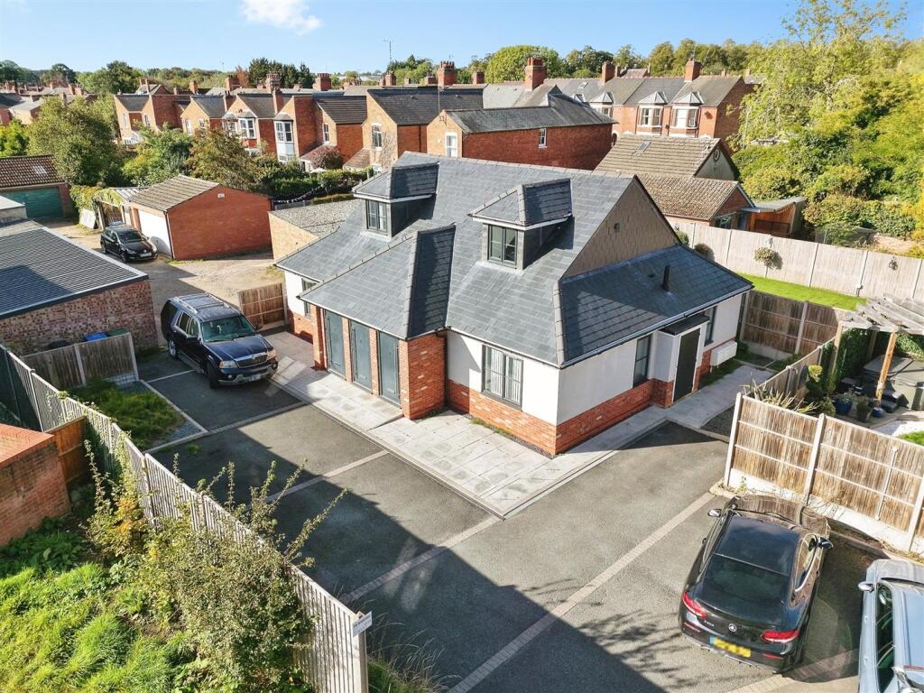 Main image of property: The Woodyard, Hillmorton, Rugby