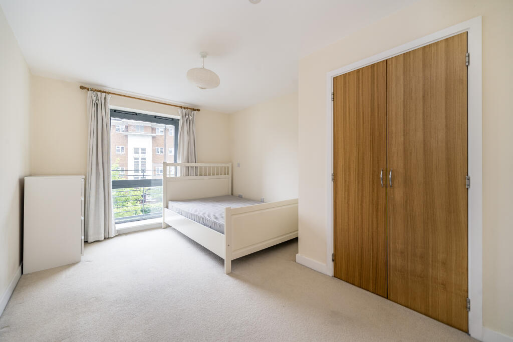 Apartment in London - View 4