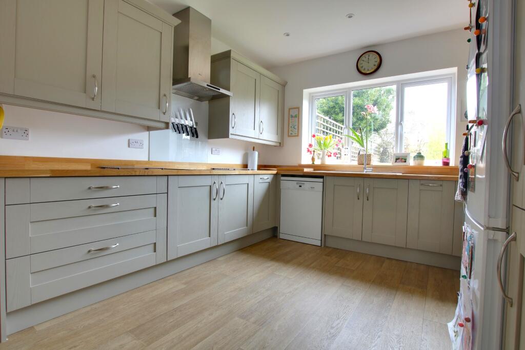 House in Southampton - View 4